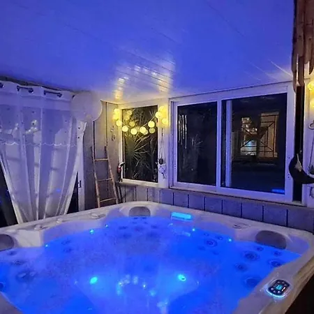Chenaie Des Lagunes Piscine Sauna & Willa